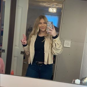 Meet your Posher, Sydney